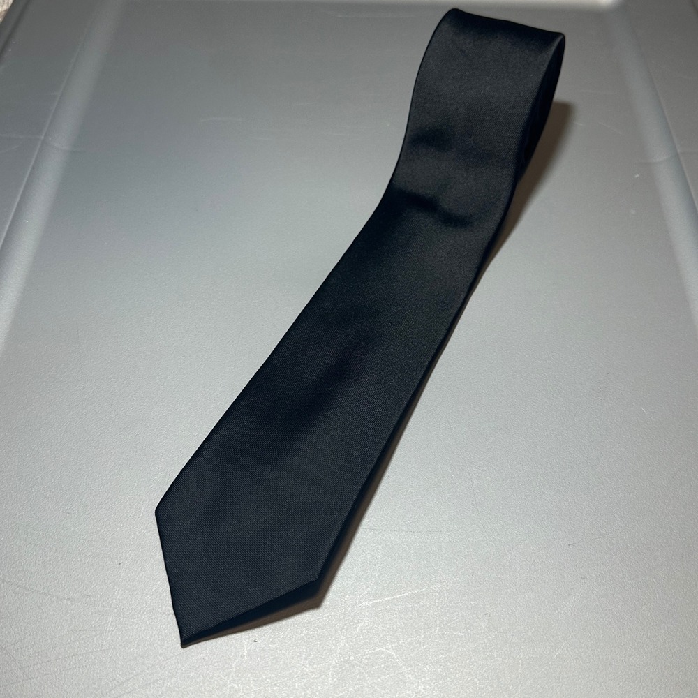 Express Mens Solid Black 100% Silk Necktie Formal Business Classic Skinny Tie